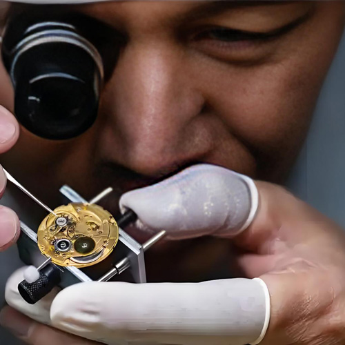 欧米茄（OMEGA）手表保护膜保养