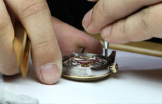 欧米茄（OMEGA）手表保护膜保养